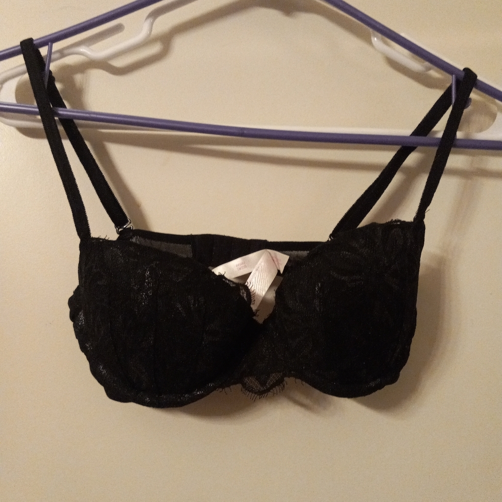 Victoria's Secret PINK! Push-Up Bra Floral Lace Women’s Sz 32C! Black W108